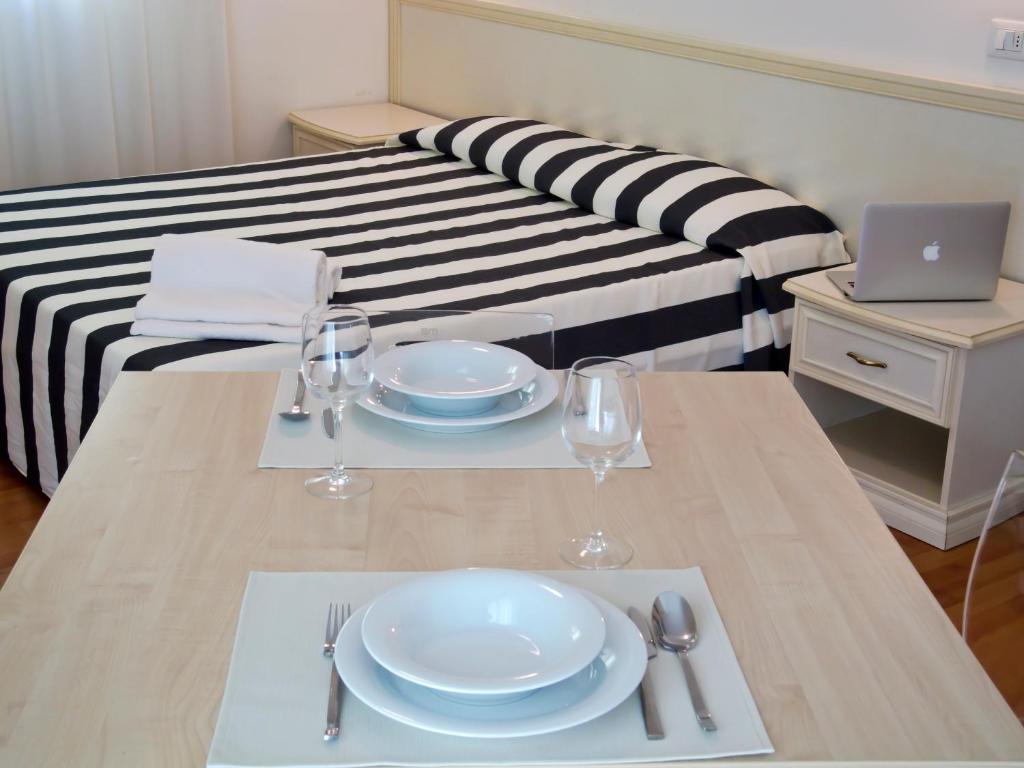 Residence Divina Rimini Cameră foto